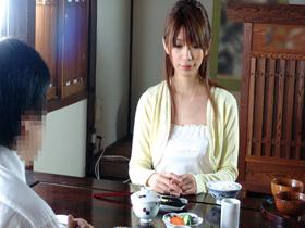 寝取られた欲求不満な人妻たち4時間　サンプル画像09